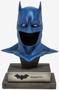 Batman Rebirth Mask Statue